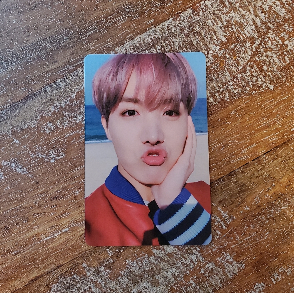 Jhope official photocard BTS 💜